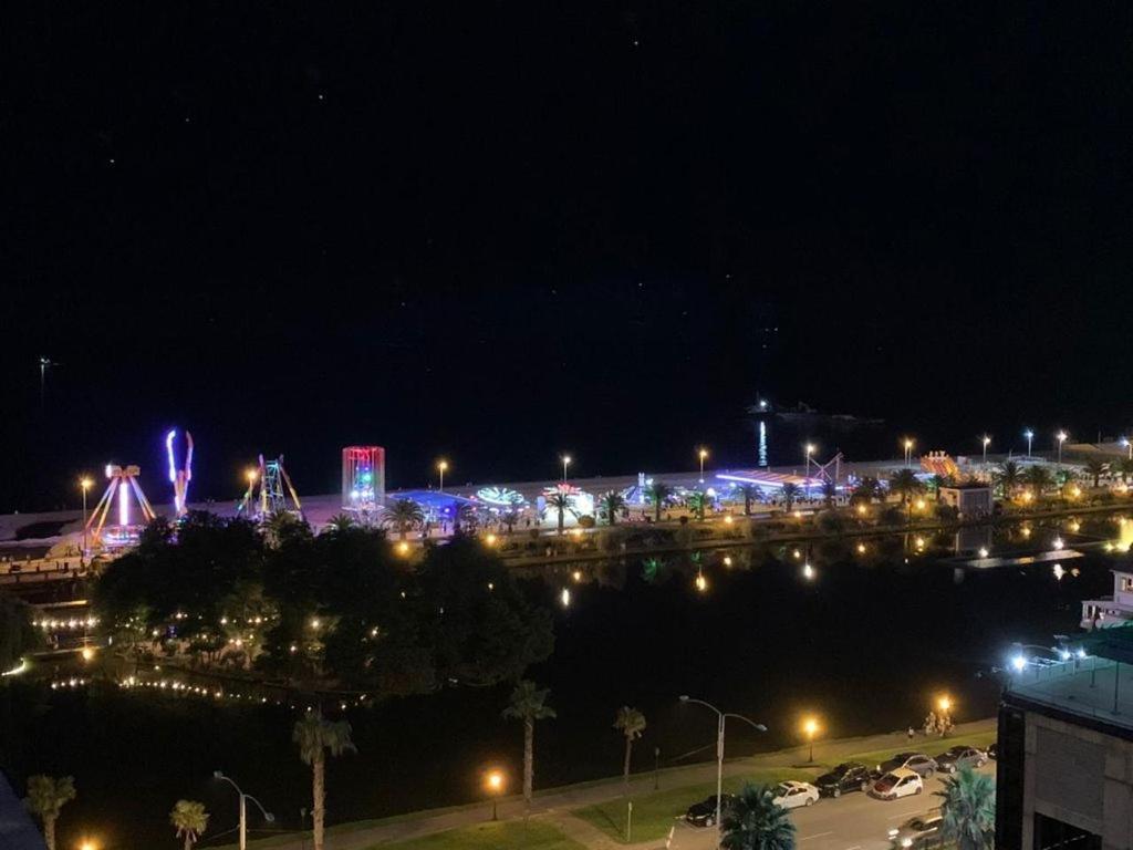 Orbi City Luxury Suit Batumi Zewnętrze zdjęcie