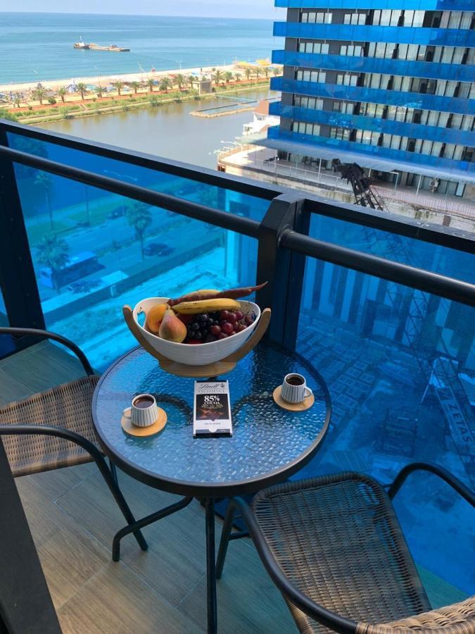 Orbi City Luxury Suit Batumi Zewnętrze zdjęcie